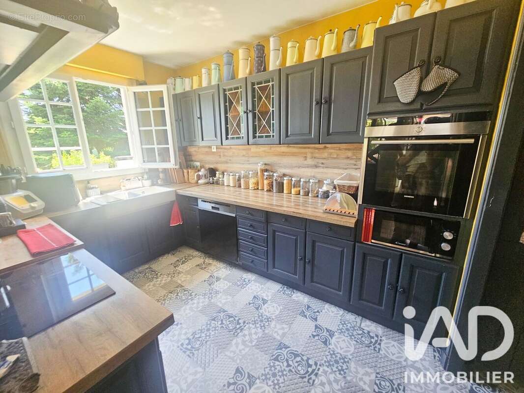 Maison 268 m² à Merdrignac  - photo 9