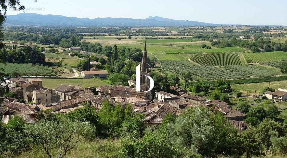 Maison à SAINT-SAUVEUR-DE-CRUZIERES