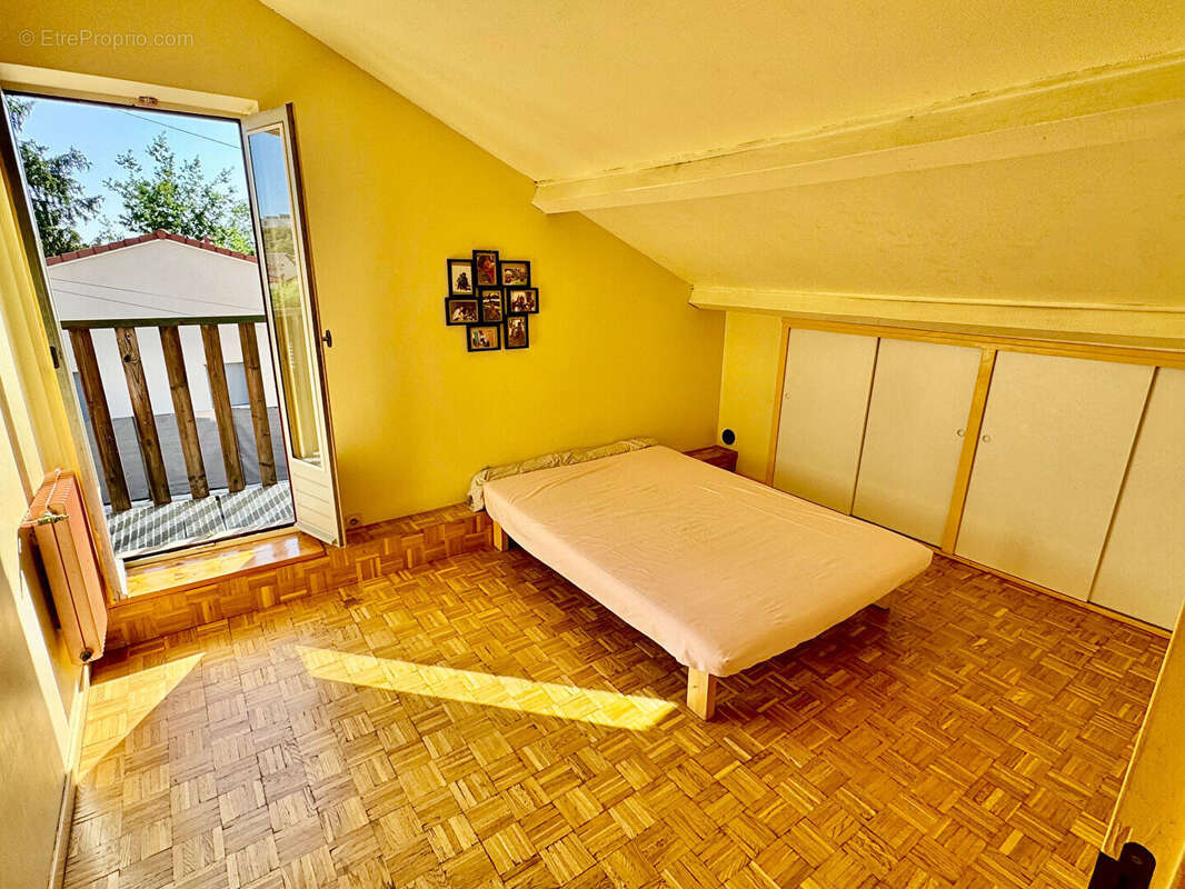 AUBIÈRE / Opportunité maison à vendre au calme avec jardin et 2 chambres ! - photo 11