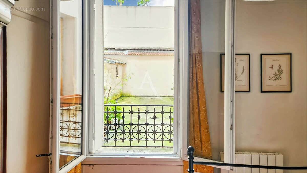 Appartement à PARIS-12E