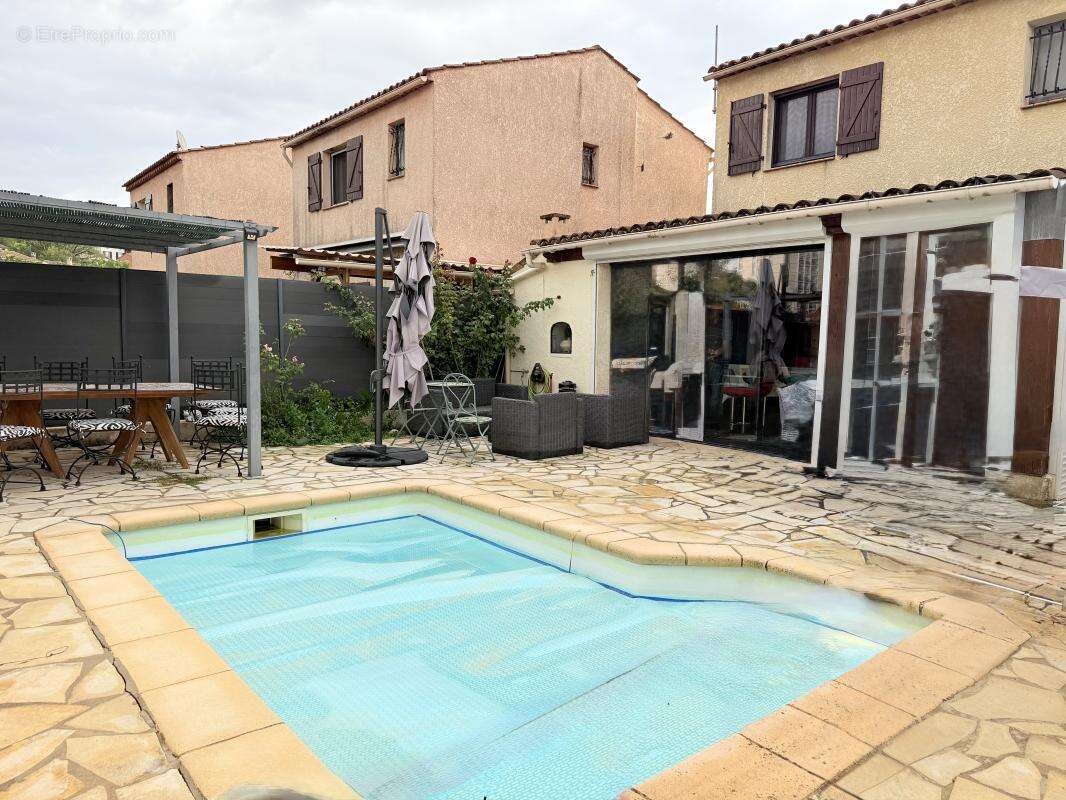 Maison à VILLENEUVE-LOUBET