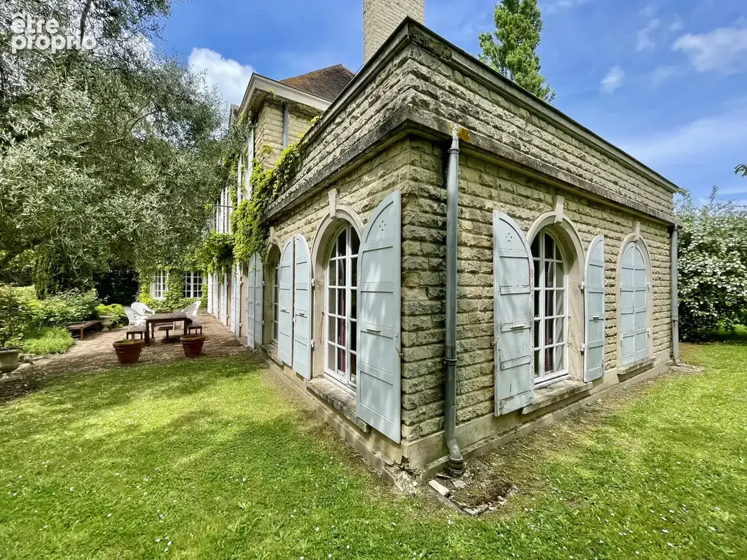 Maison Bourgeoise de 270m2 aux portes de Caen - photo 11
