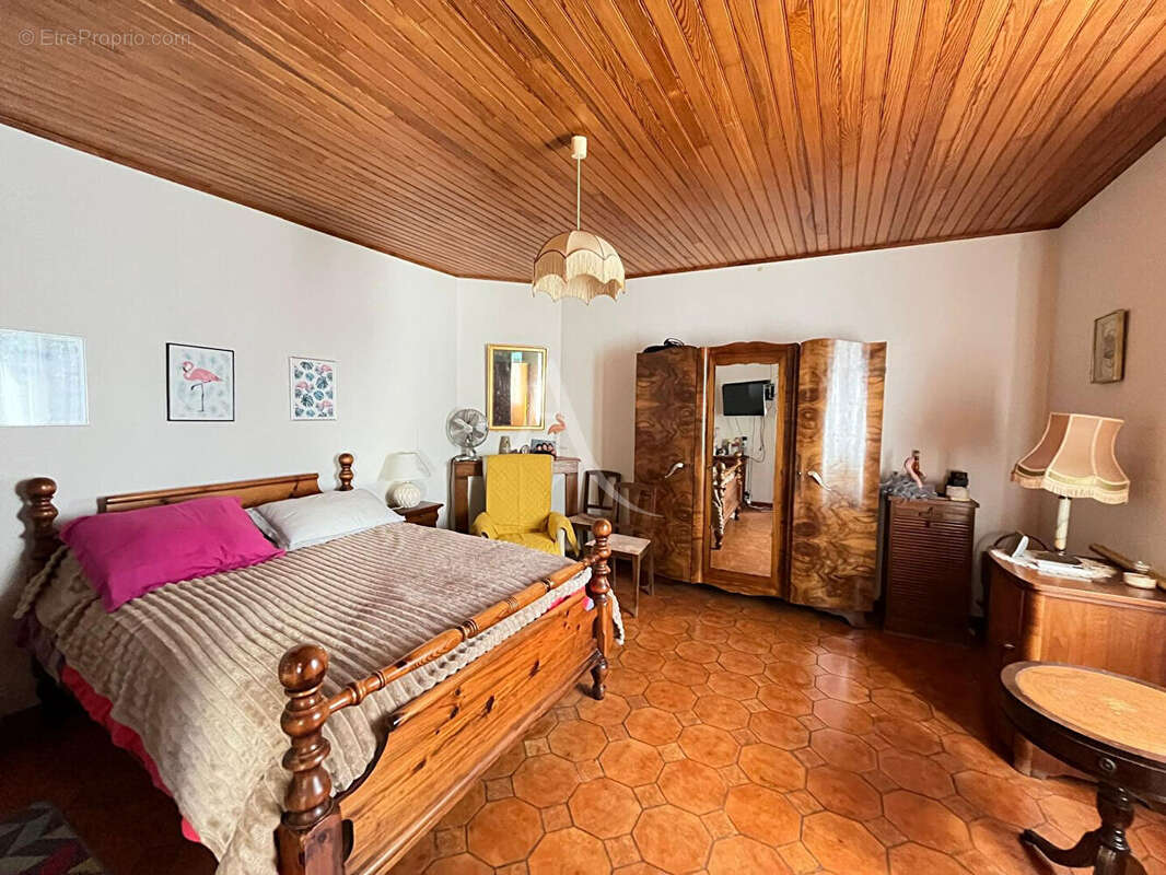 Maison à GRAZAC