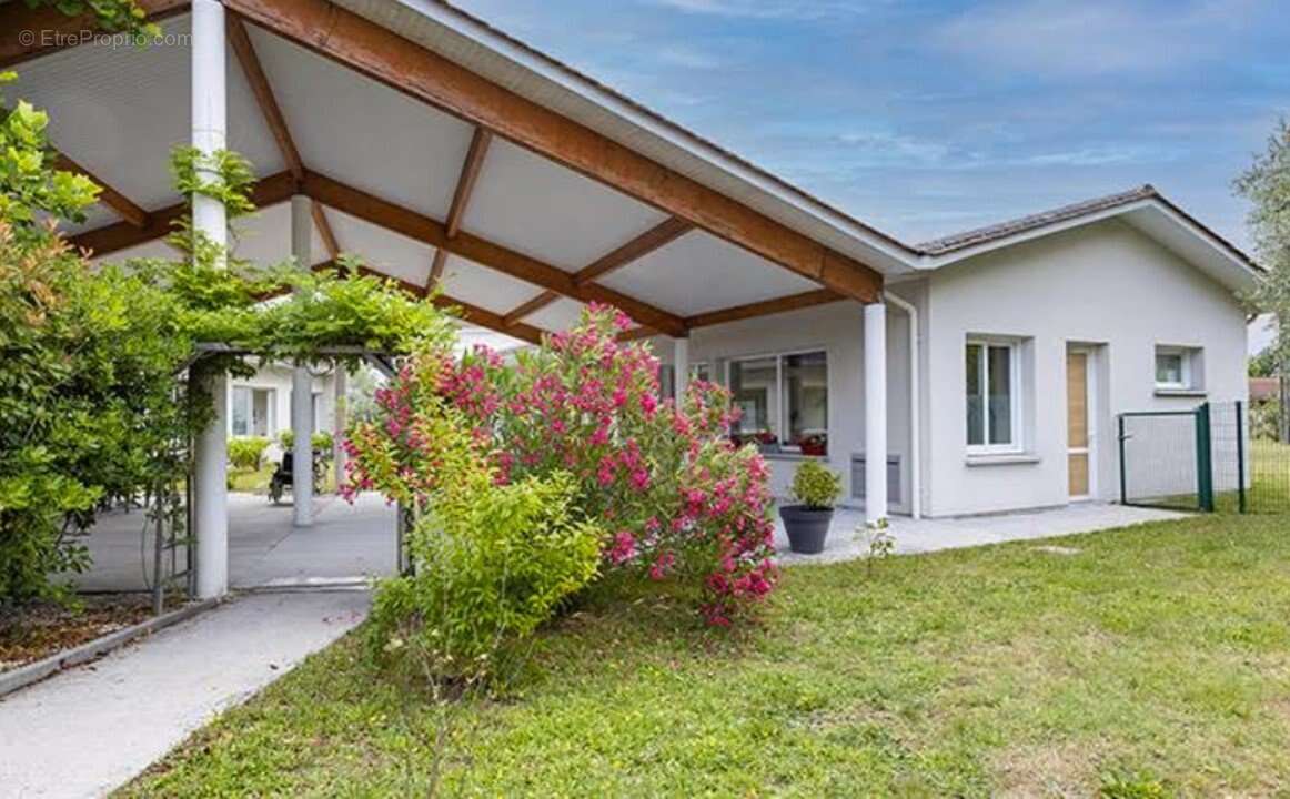 Appartement à PAREMPUYRE