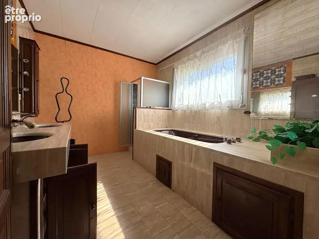 Maison Bagnols sur Cèze - 9 pièces - 194 m² + Garage - photo 14