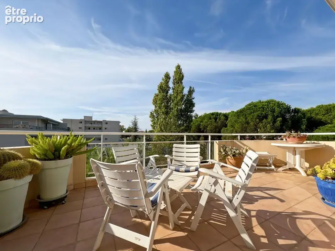Appartement à vendre t4 72m² terrasse double garage - photo 3