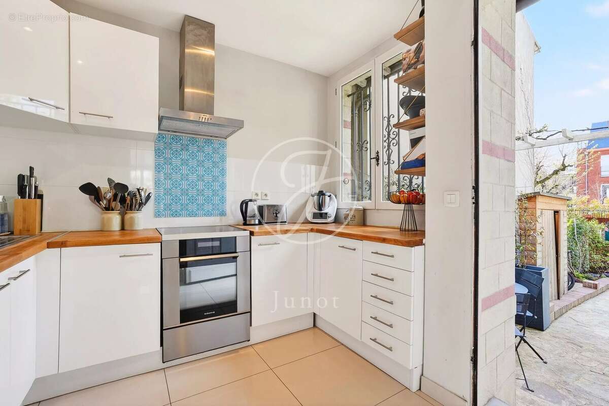 Maison à LE VESINET