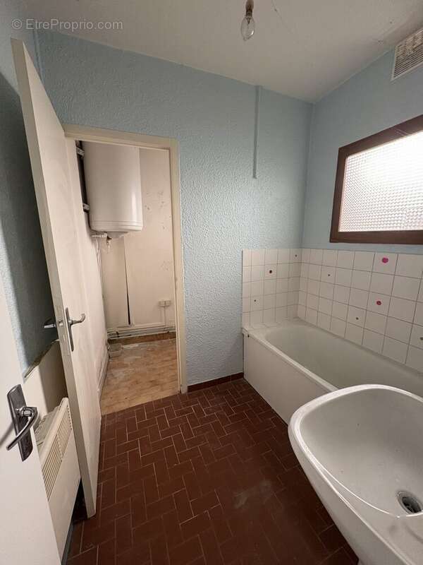 Appartement à CHALAMONT