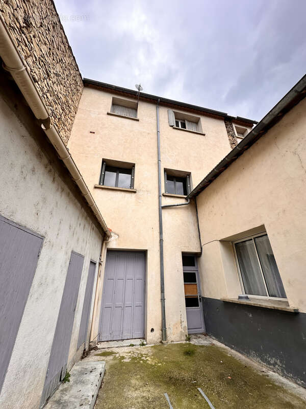 Appartement à PONT-SAINT-ESPRIT