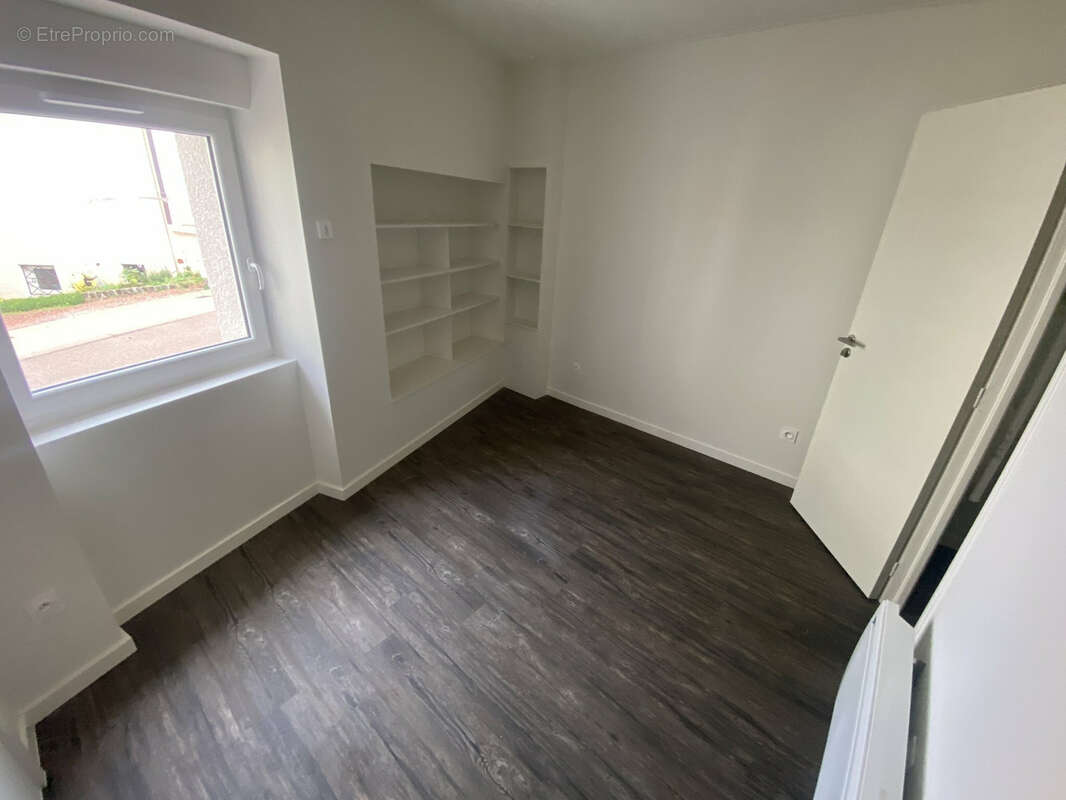 Appartement à SAINT-ALBAN-LES-EAUX