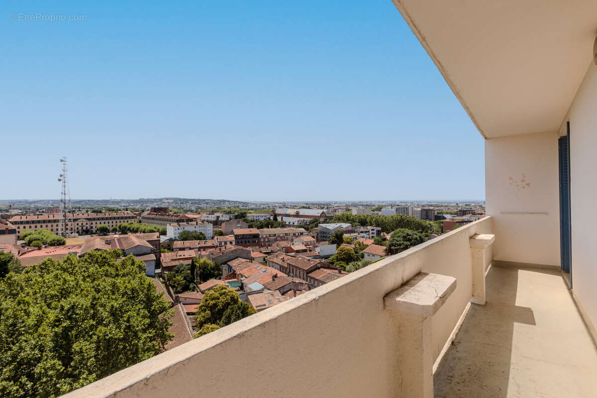 appartement T3 TOULOUSE Guilhemery - proche Caousou - balcon - vue sur Toulouse - ascenseur - dernier étage - photo 6