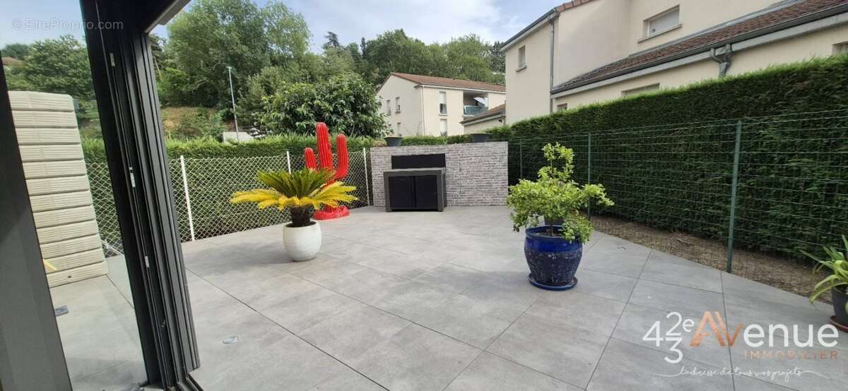 Maison 107 m² à Saint-Etienne  - photo 2