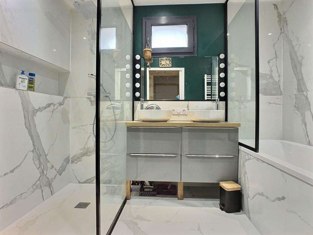 Maison à VILLENAVE-D&#039;ORNON