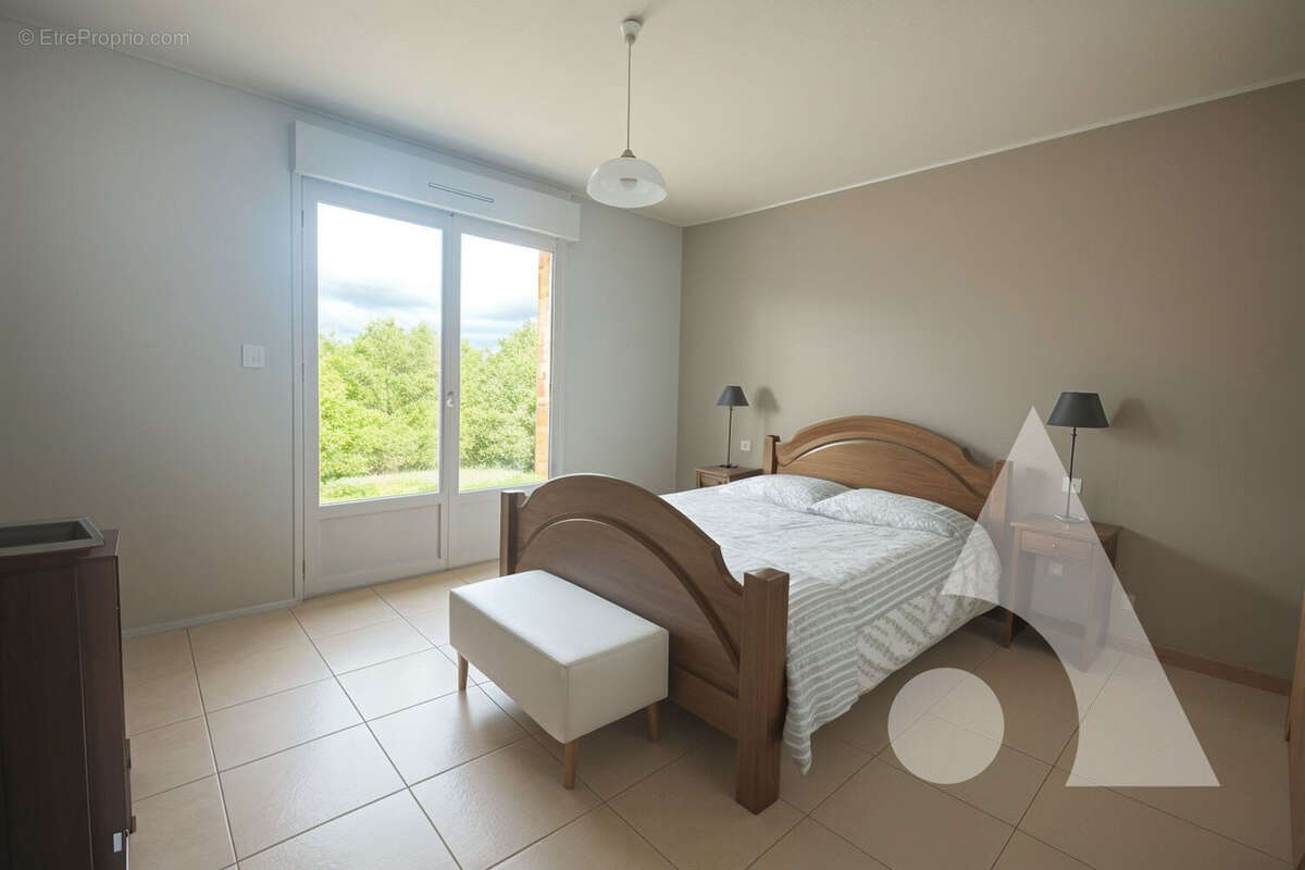 Maison à SAINT-ANDRE-D&#039;ALLAS