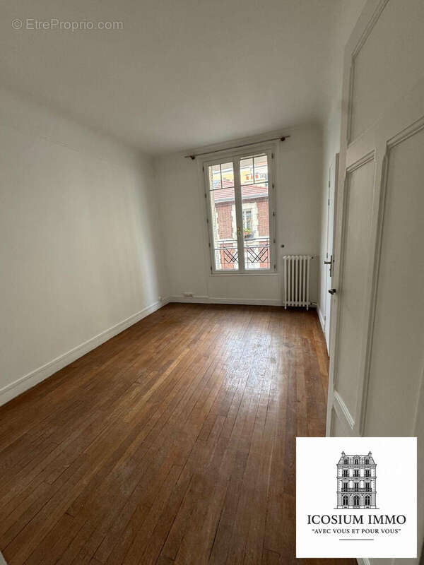 Appartement à PARIS-14E