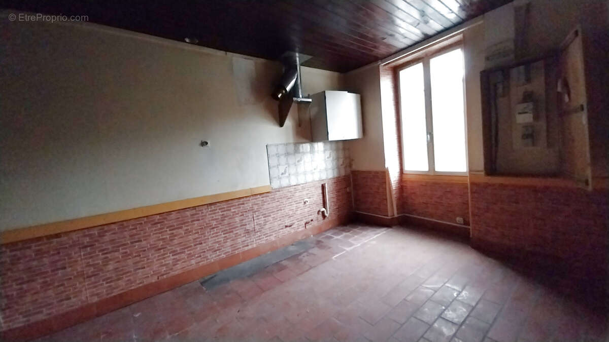 Maison à SAINT-MARTIN-DE-RIBERAC