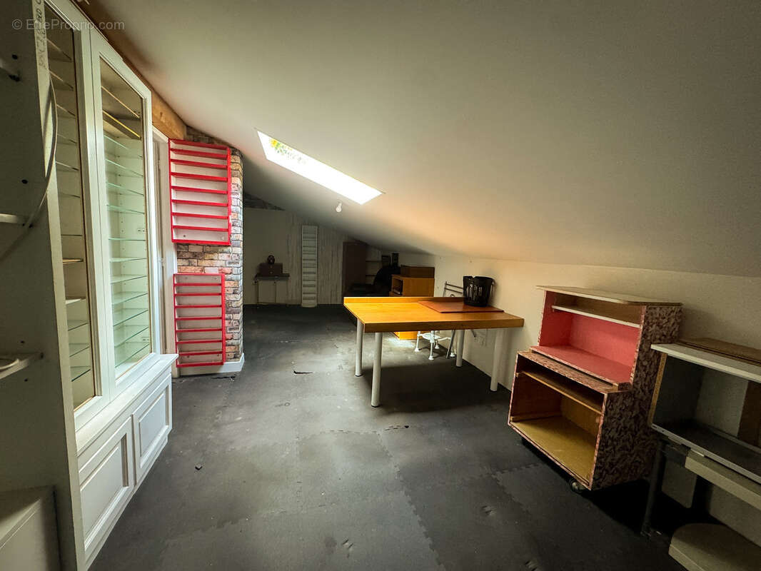 Maison à SAINT-JULIEN-EN-BORN