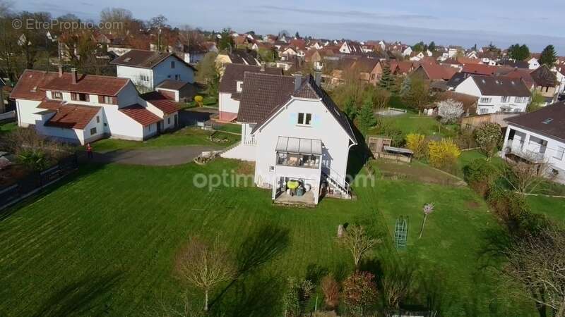 Maison à WEYERSHEIM