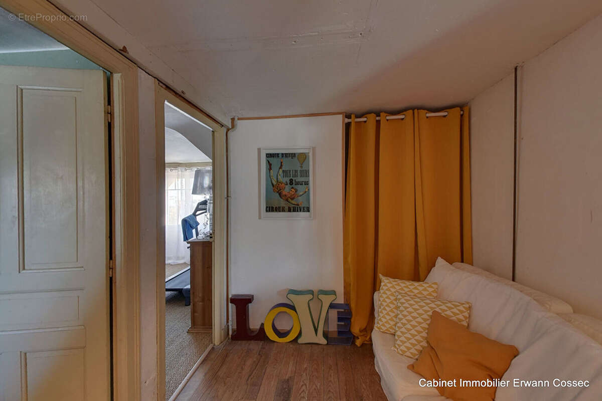 Maison à TREFFIAGAT