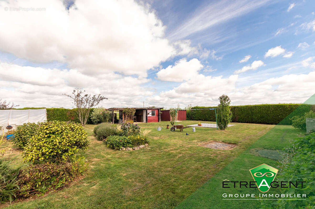 Maison à BEAUMESNIL