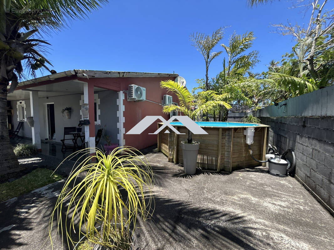 Maison à SAINT-PHILIPPE