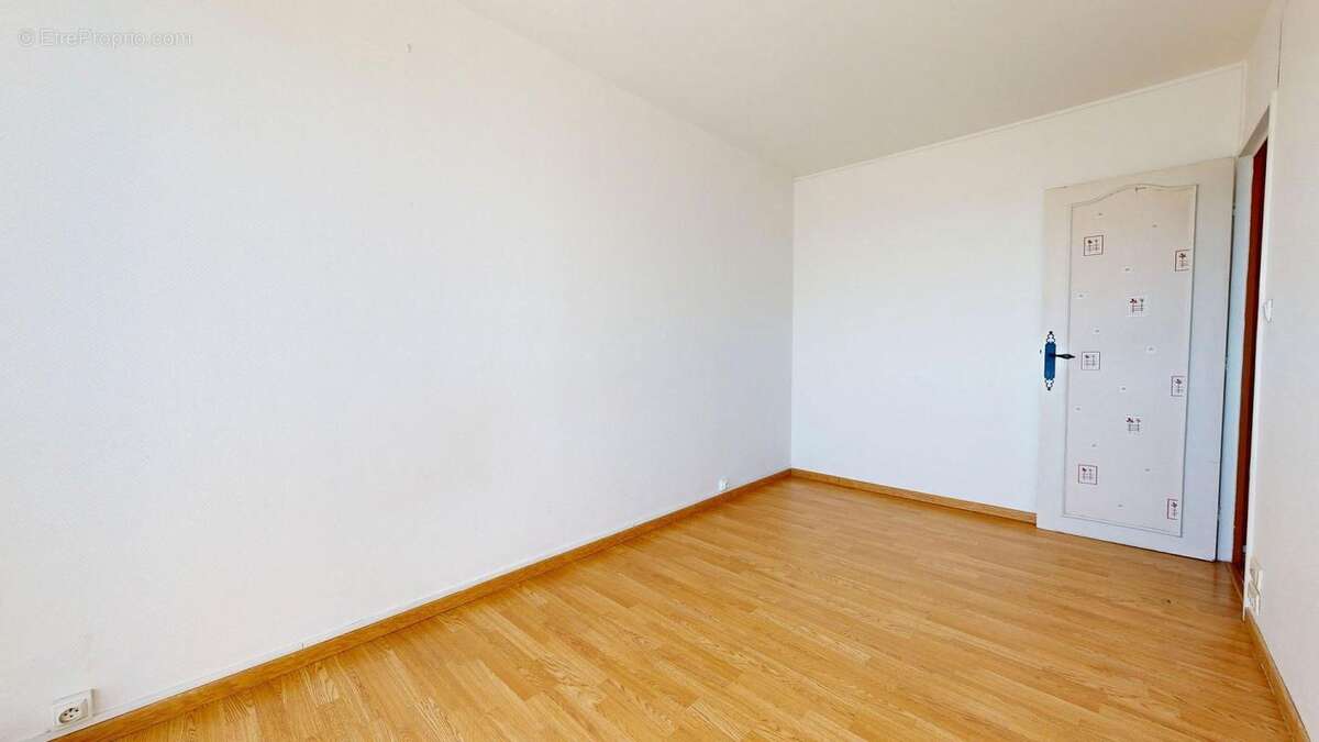 Appartement à SAVIGNY-SUR-ORGE