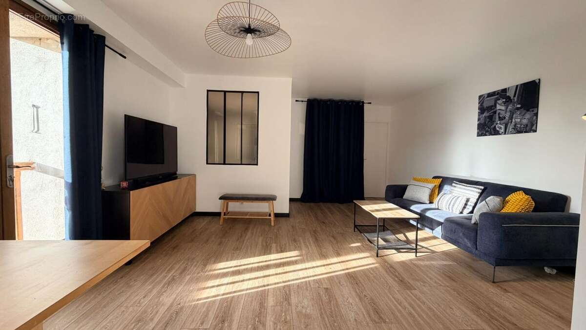 Appartement à AUVERS-SUR-OISE