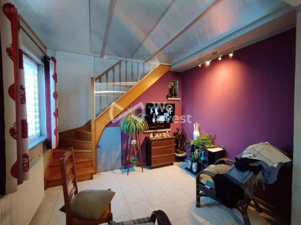 Maison à AVESNELLES