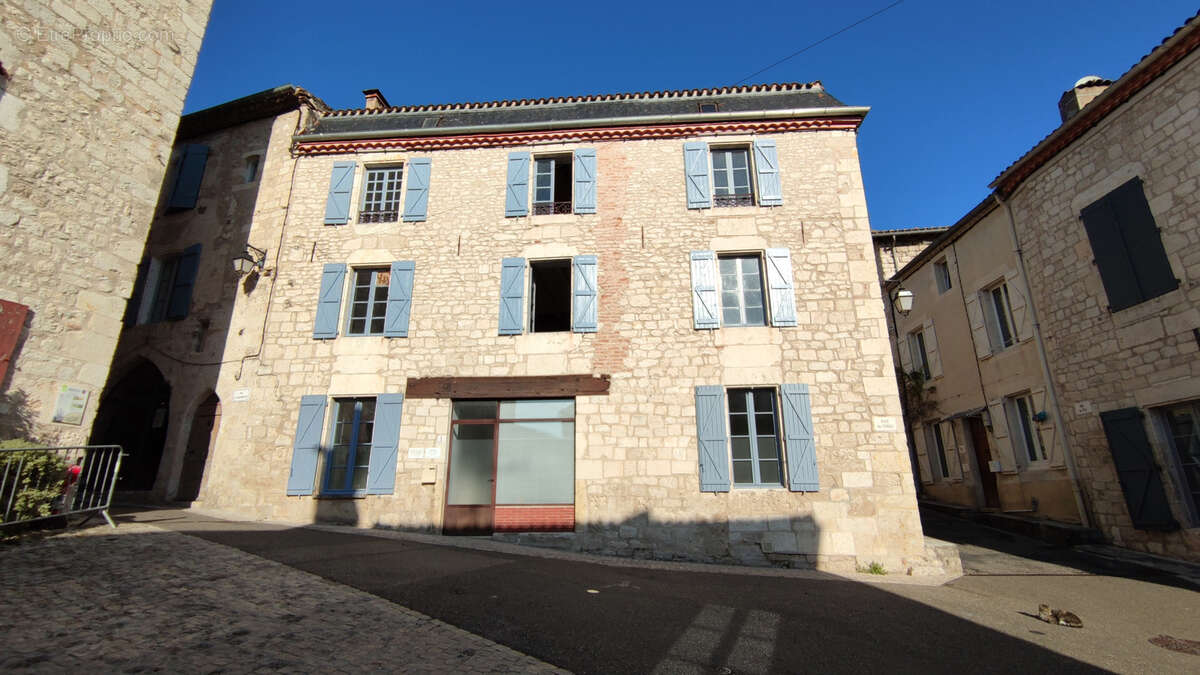 Maison à BAGAT-EN-QUERCY