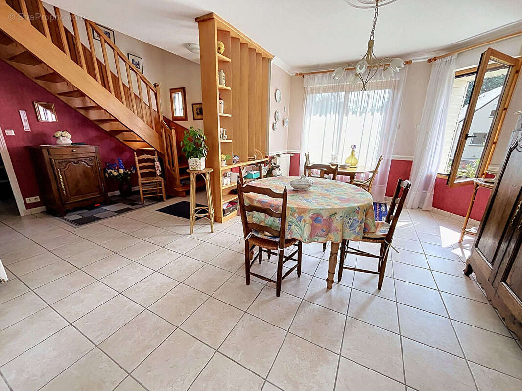 Maison Saint Senier Sous Avranches(50300),  6 pièce(s) , 115 m2, vie de plain-pied, 668m² de terrain - photo 5