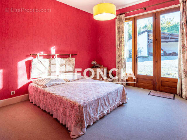 Maison à SAINTE-LIVRADE-SUR-LOT