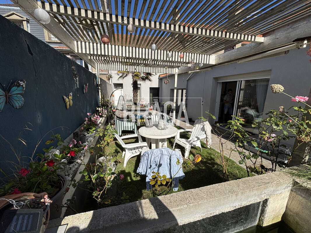 Maison à LE PORTEL