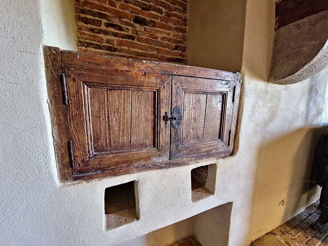 Maison et dépendances dans un hameau, secteur de Verfeil - photo 11