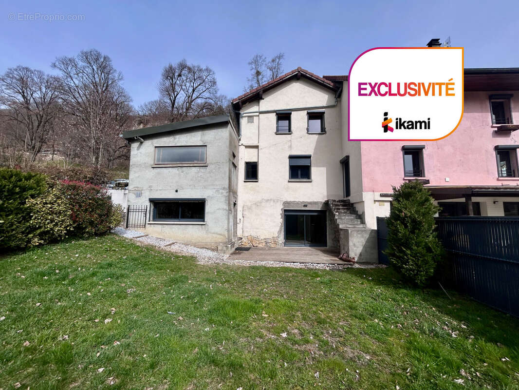 Maison à MONNETIER-MORNEX