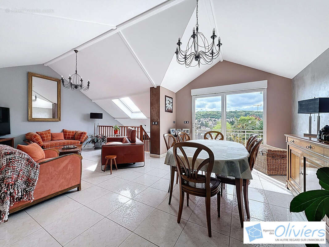 Maison à SAINT-REMY-LES-CHEVREUSE