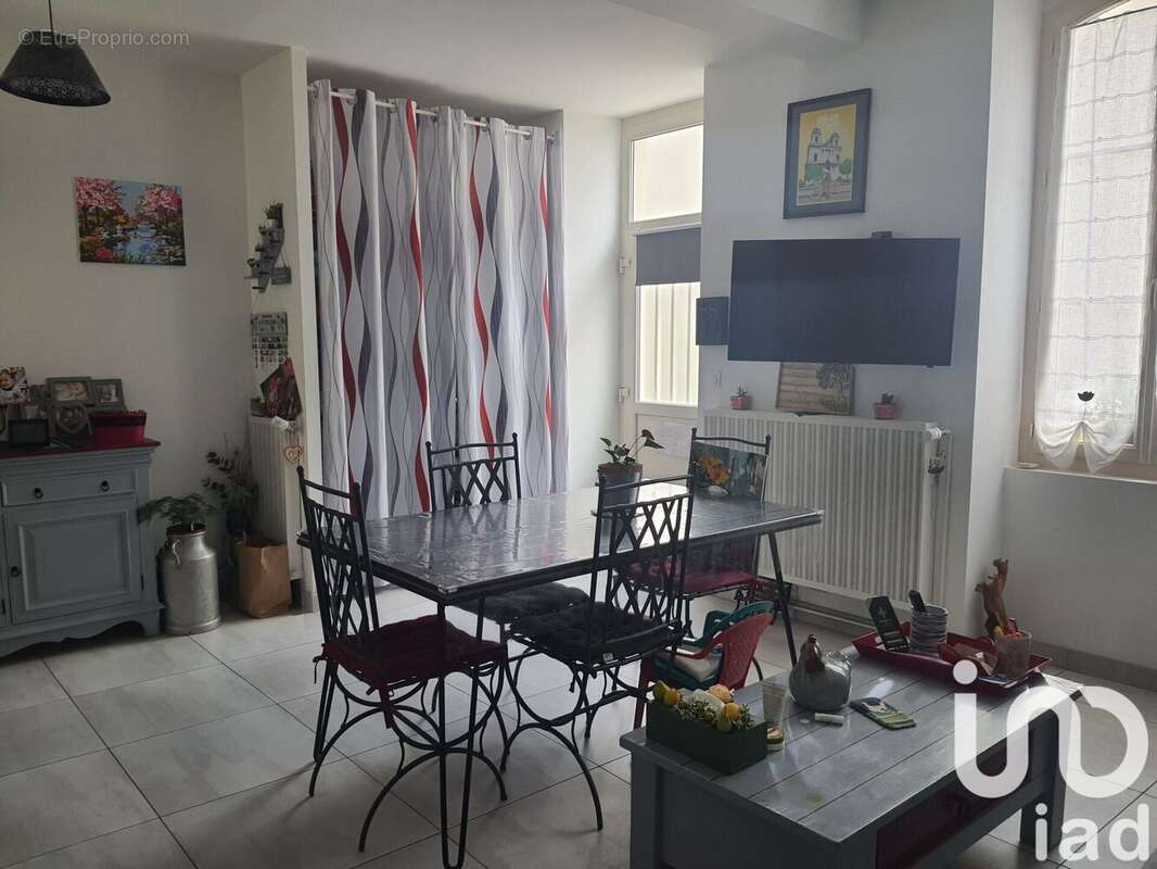 Photo 3 - Maison à SAINT-JEAN-D&#039;ANGELY