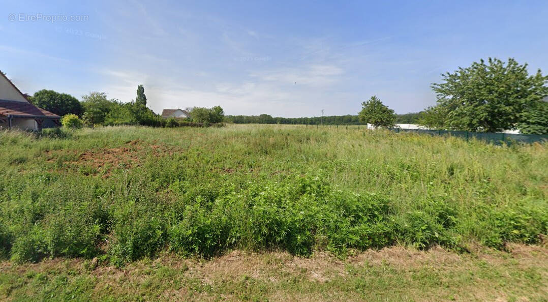 Terrain à CHATEAUDUN