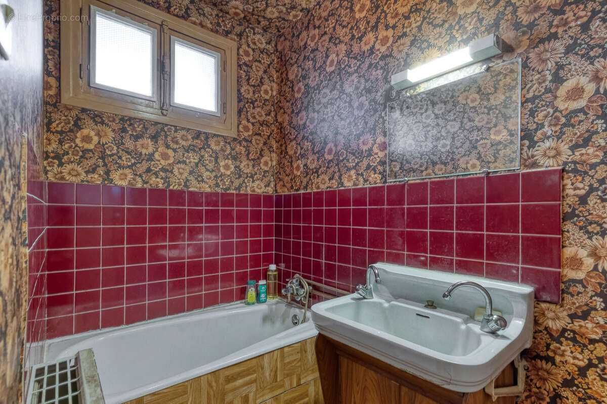 Maison à LE PONT-DE-CLAIX