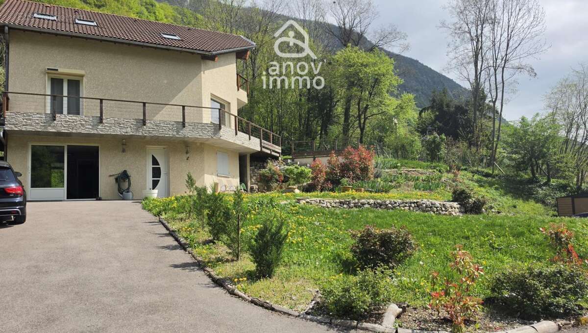 Maison à SAINT-MARTIN-LE-VINOUX