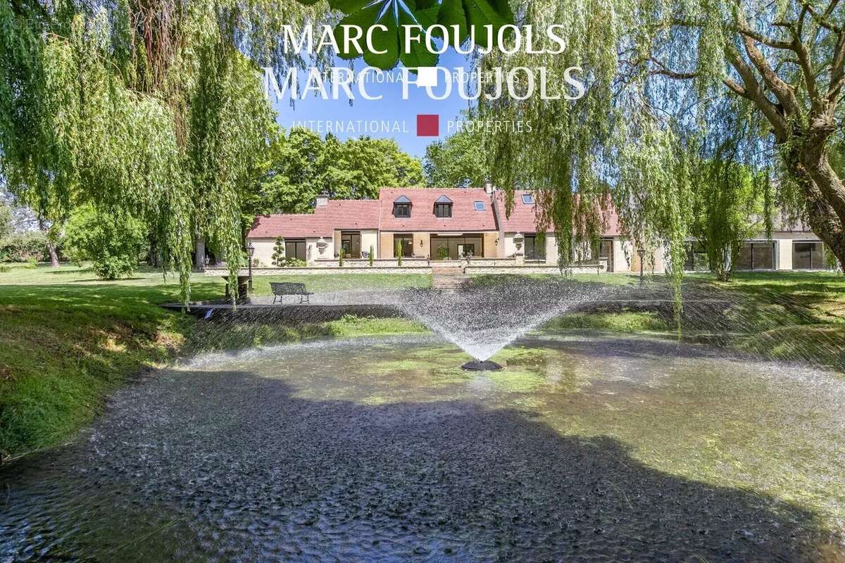 Maison à FONTAINE-CHAALIS