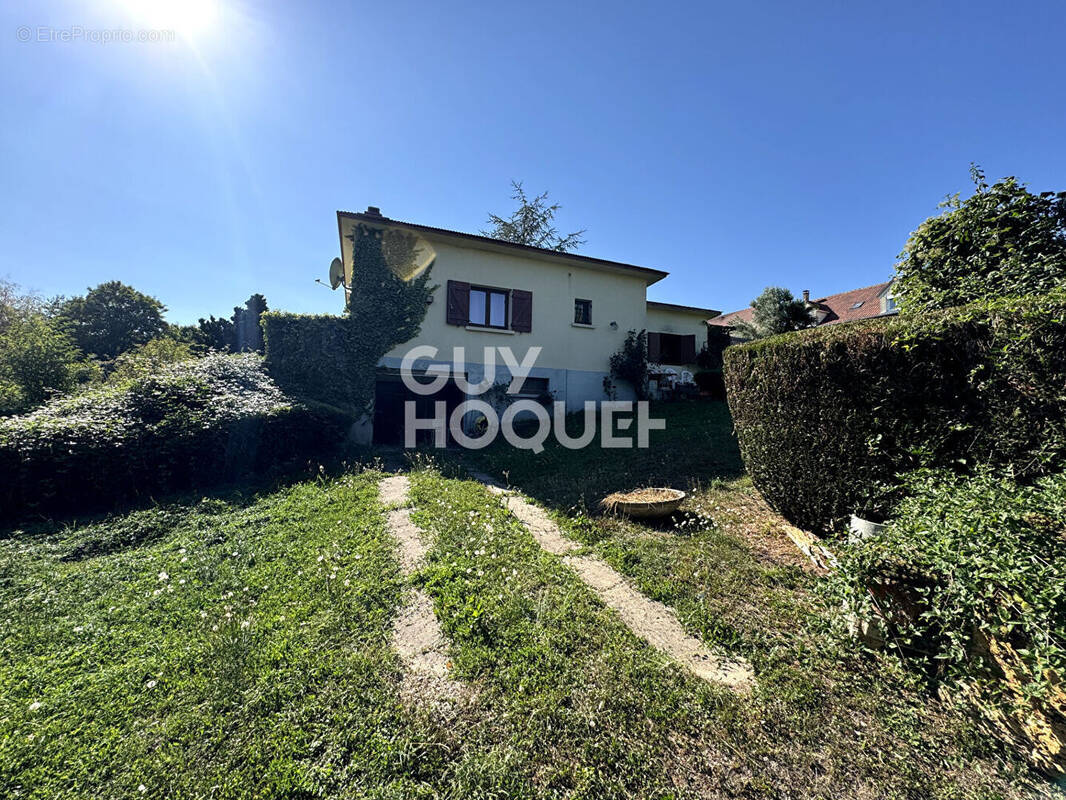 Maison à SOLERS