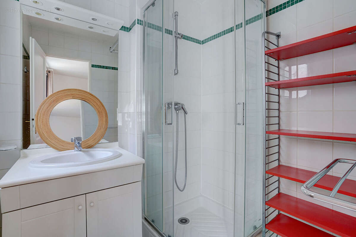 Paris 16ème - Proche seine - appartement de 97 m²  - 2 chambres - photo 7