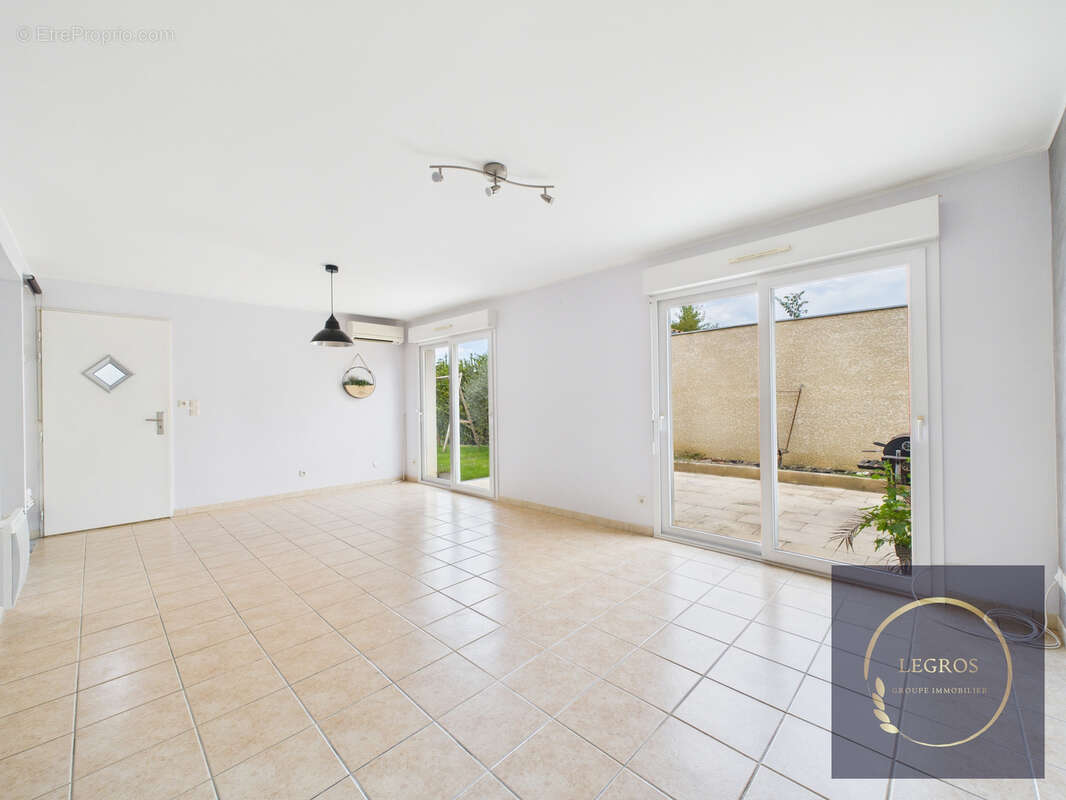 Maison à CHATEAURENARD