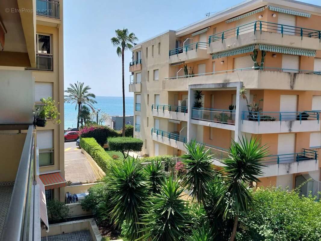 Appartement à ROQUEBRUNE-CAP-MARTIN