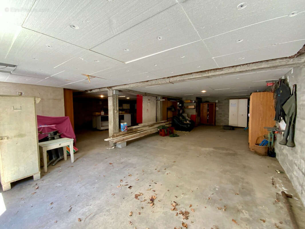Maison Jonzac 6 pièce(s) 140 m2  et sous sol - photo 16