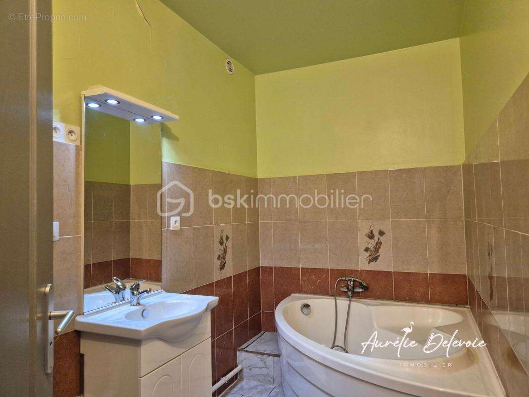 165 m², 5 chambres, DPE C : une maison familiale à fort potentiel proche de Béziers - photo 9