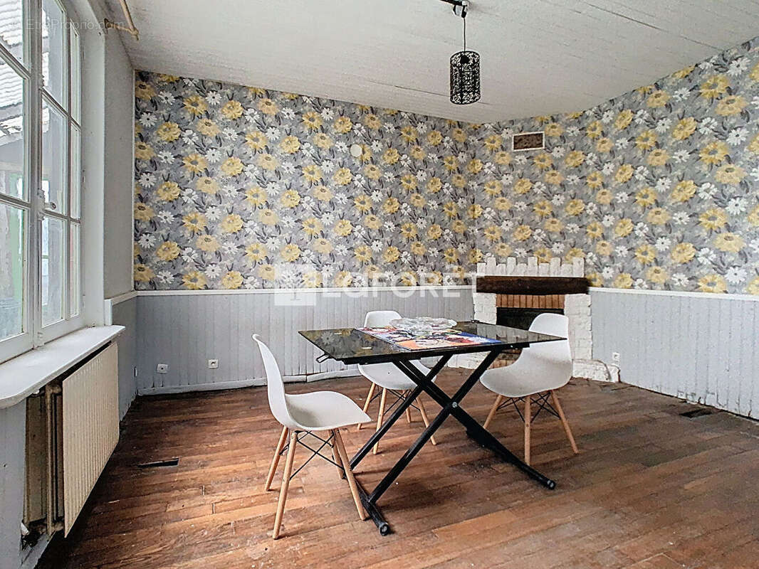 Maison à VILLE-SUR-TOURBE