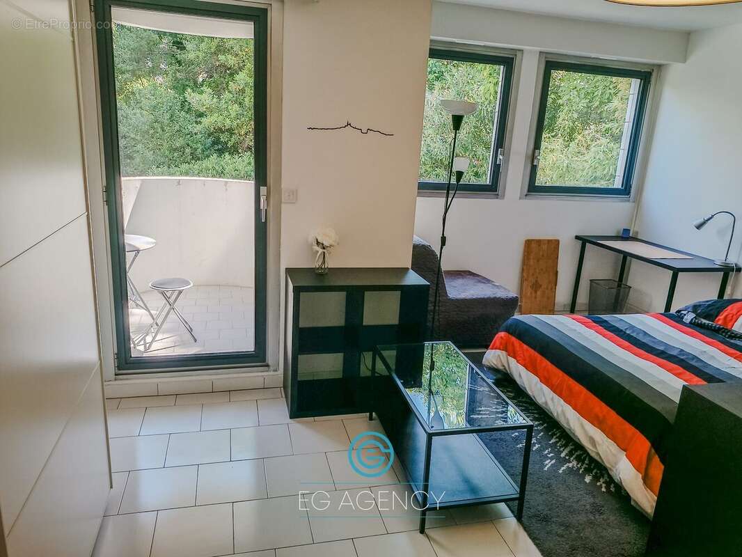 Appartement à MARSEILLE-9E
