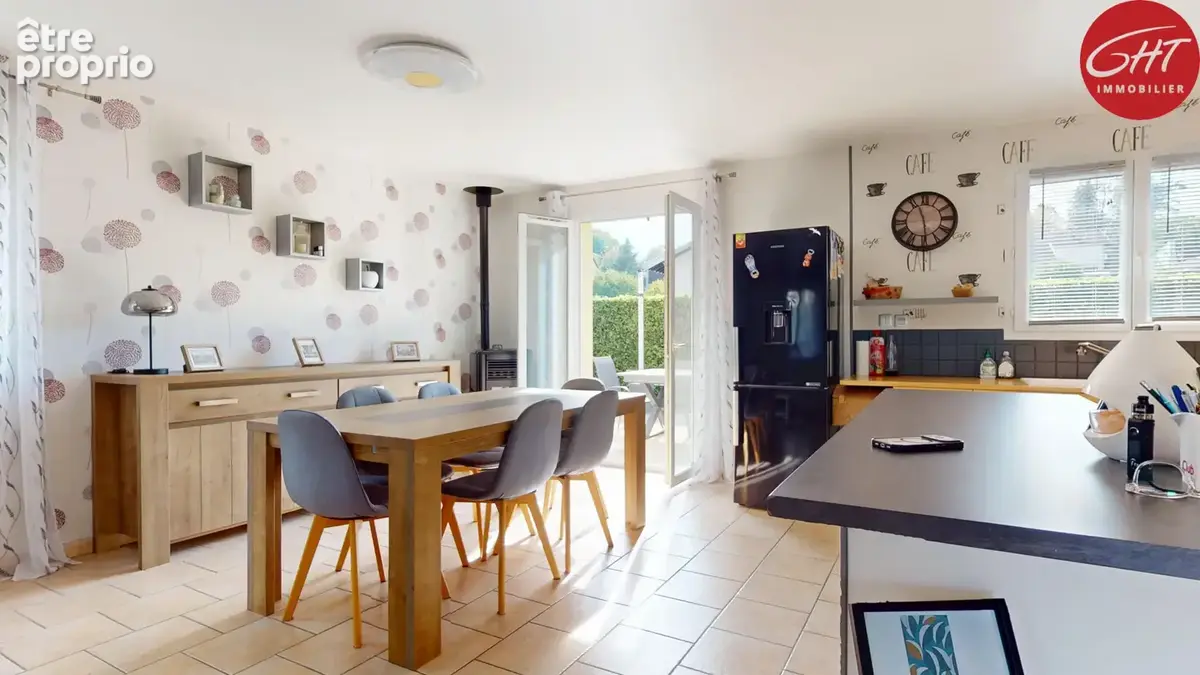 Maison familiale - 125 m2 - avec piscine - proche de Besançon - photo 8