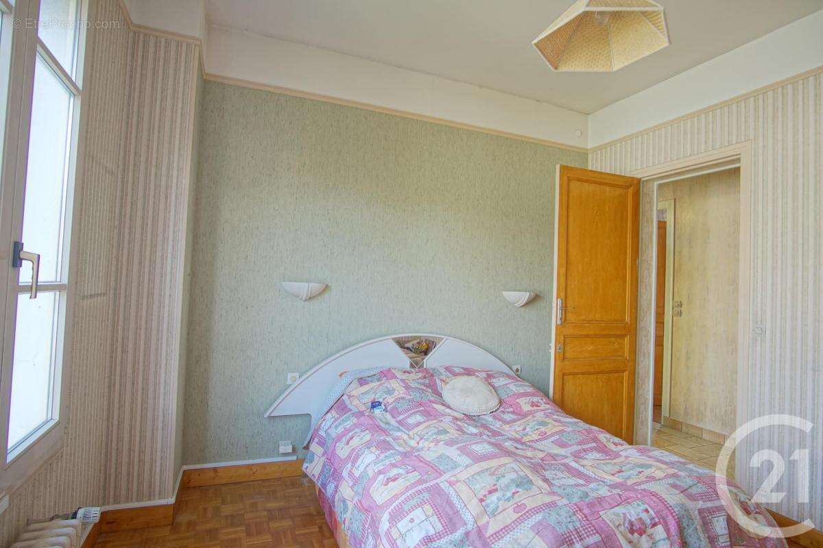 Maison à CHOISY-LE-ROI